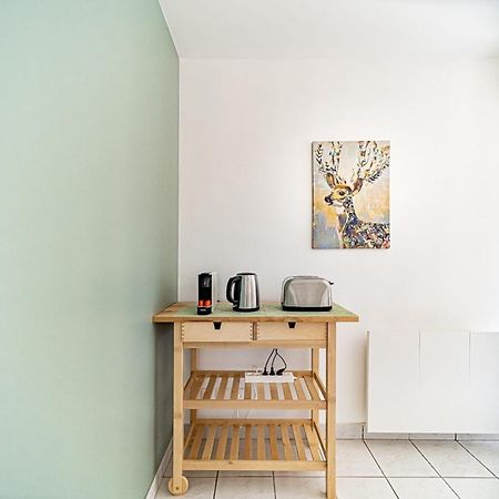 Appartement Cosy Avec Balcony And Garage-Charpennes 维勒班 外观 照片