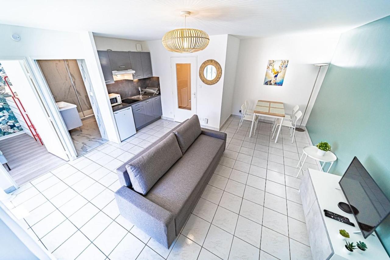 Appartement Cosy Avec Balcony And Garage-Charpennes 维勒班 外观 照片