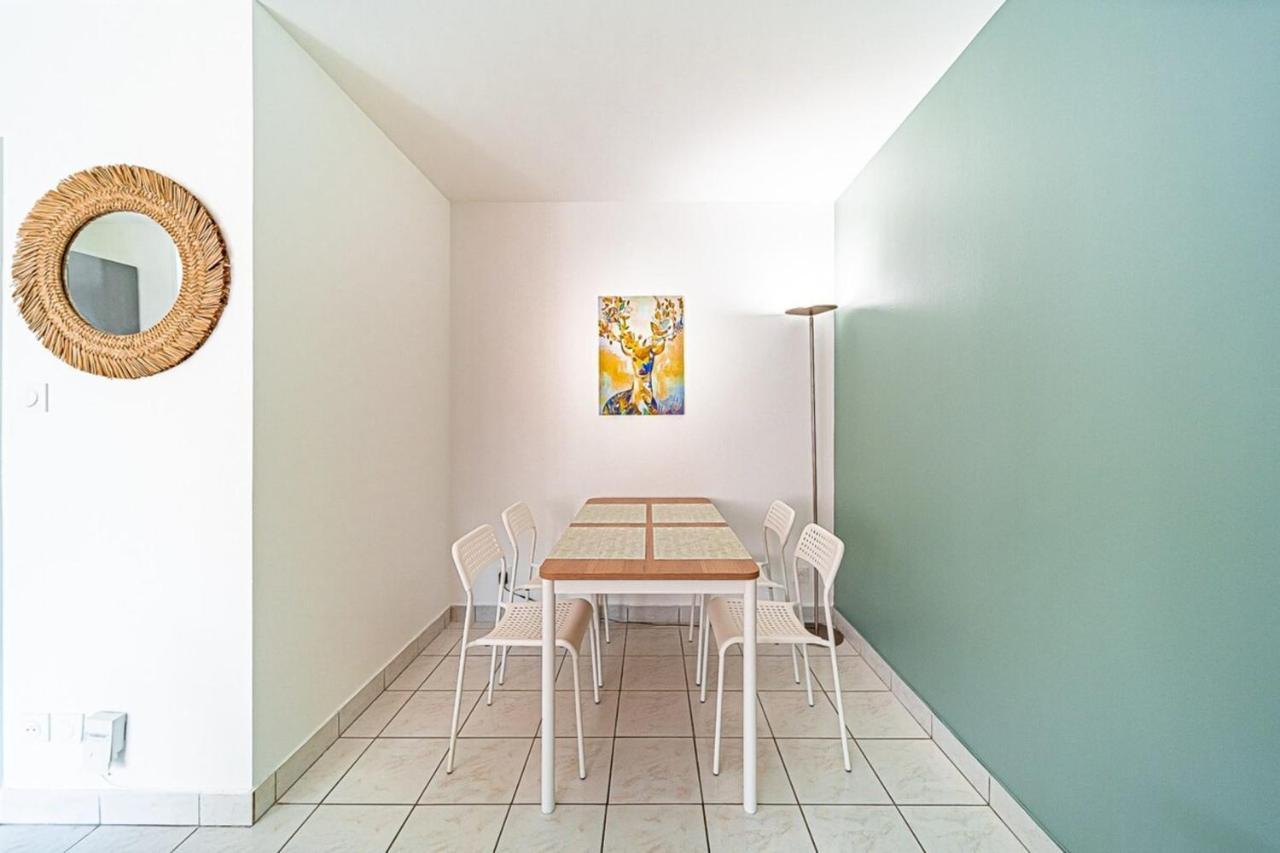 Appartement Cosy Avec Balcony And Garage-Charpennes 维勒班 外观 照片